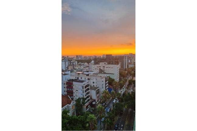 Imagem Apartamento com 4 Quartos à Venda, 221 m² em Independência - Porto Alegre Imagem Apartamento com 4 Quartos à Venda, 221 m² em Independência - Porto Alegre