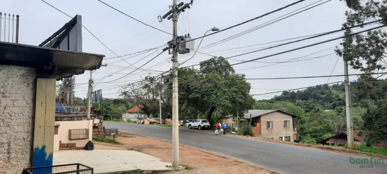 Imagem Casa com 3 Quartos à Venda, 300 m² em Vila Nova - Porto Alegre