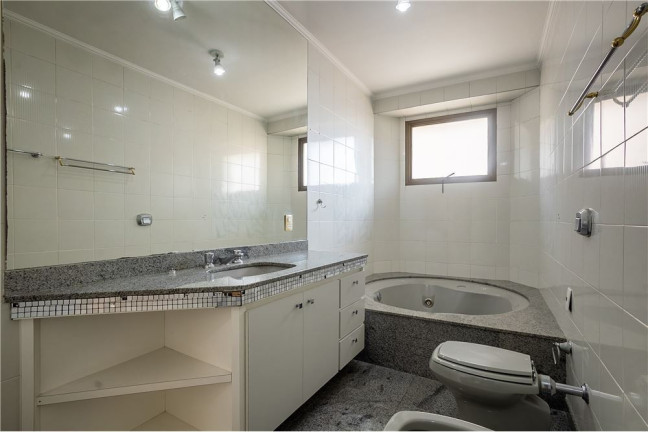 Imagem Apartamento com 5 Quartos à Venda, 242 m² em Campo Belo - São Paulo Imagem Apartamento com 5 Quartos à Venda, 242 m² em Campo Belo - São Paulo