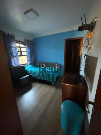 Imagem Sobrado com 3 Quartos à Venda, 248 m² em Condomínio Maracanã - Santo André