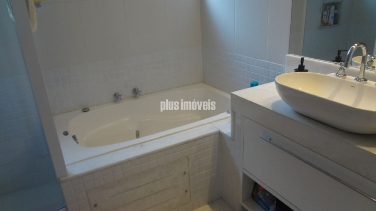Imagem Apartamento com 3 Quartos à Venda, 185 m² em Alto Da Boa Vista - São Paulo Imagem Apartamento com 3 Quartos à Venda, 185 m² em Alto Da Boa Vista - São Paulo