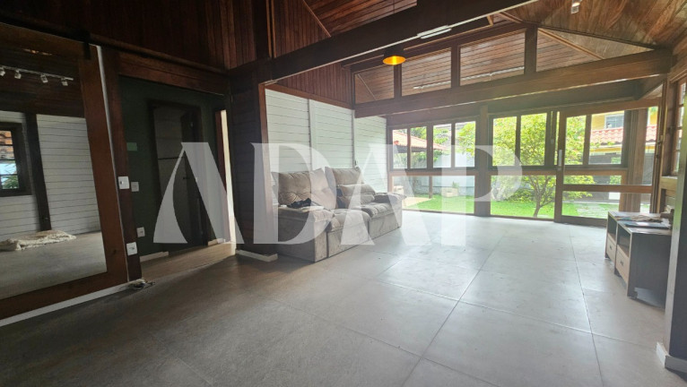 Imagem Casa com 2 Quartos à Venda, 150 m² em Vargem Pequena - Rio De Janeiro Imagem Casa com 2 Quartos à Venda, 150 m² em Vargem Pequena - Rio De Janeiro