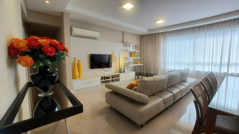 Imagem Apartamento com 3 Quartos à Venda, 122 m² em Centro - Balneário Camboriú