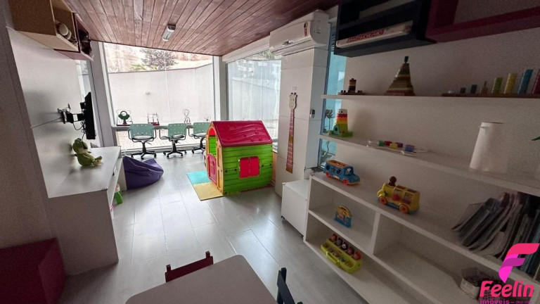Imagem Apartamento com 4 Quartos à Venda, 201 m² em João Paulo - Florianópolis Imagem Apartamento com 4 Quartos à Venda, 201 m² em João Paulo - Florianópolis