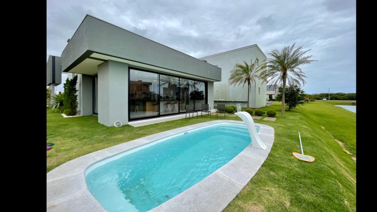 Casa de Condomínio com 3 Quartos à Venda, 220 m² em Engenho Velho - Torres