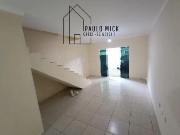 Sobrado com 2 Quartos à Venda, 88 m² em Alto São Bento - Itapema