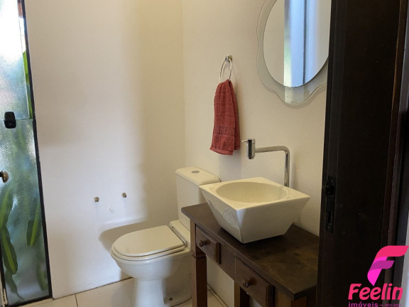 Imagem Casa com 6 Quartos à Venda, 220 m² em Campeche - Florianópolis