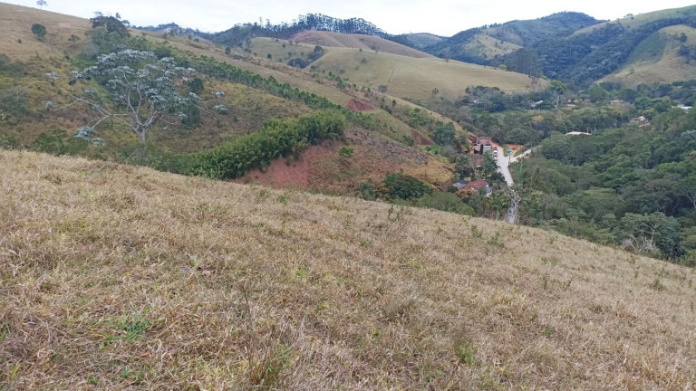 Imagem Chácara com 2 Quartos à Venda, 250 m² em Centro - Paraibuna Imagem Chácara com 2 Quartos à Venda, 250 m² em Centro - Paraibuna
