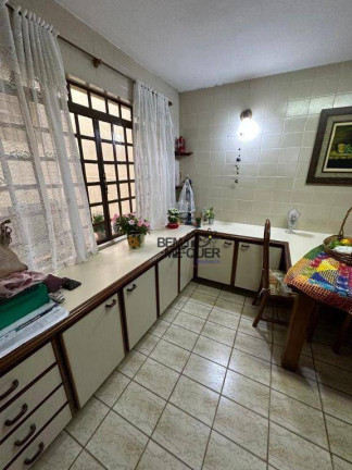 Imagem Sobrado com 4 Quartos à Venda ou Locação, 520 m² em Chácara Inglesa - São Paulo Imagem Sobrado com 4 Quartos à Venda ou Locação, 520 m² em Chácara Inglesa - São Paulo