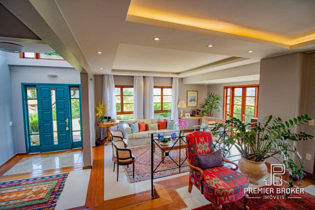 Imagem Casa com 5 Quartos à Venda, 430 m² em Golfe - Teresópolis