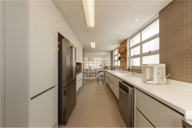 Imagem Apartamento com 3 Quartos à Venda, 198 m² em Itaim Bibi - São Paulo Imagem Apartamento com 3 Quartos à Venda, 198 m² em Itaim Bibi - São Paulo