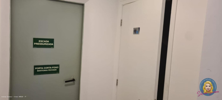Sala Comercial à Venda, 50 m² em Vila Mathias - Santos