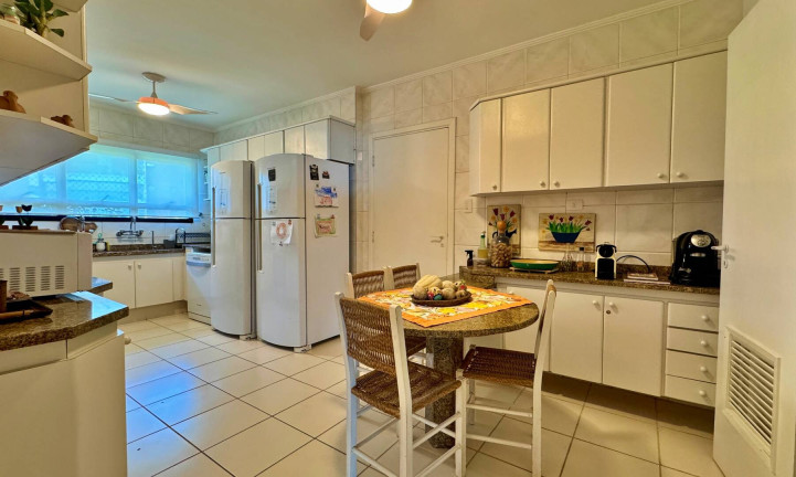 Imagem Apartamento com 4 Quartos para Temporada, 292 m² em Riviera De São Lourenço - Bertioga