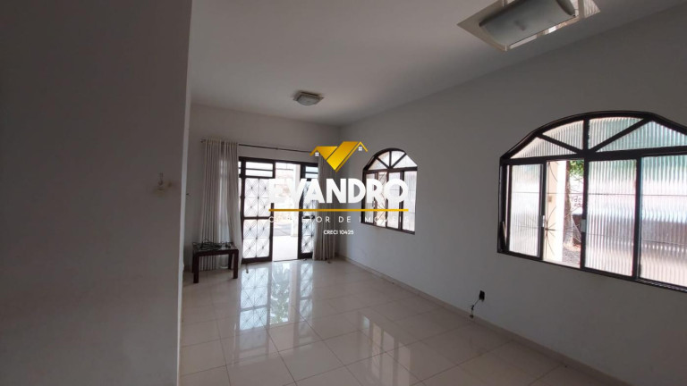Imagem Casa com 5 Quartos à Venda, 720 m² em Boa Esperança - Cuiabá