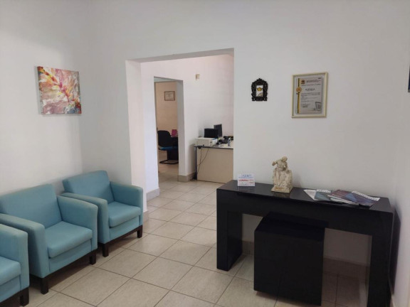 Imagem Sobrado com 4 Quartos à Venda, 181 m² em Vila Itapura - Campinas
