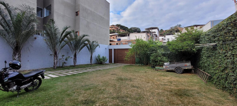 Imagem Casa com 3 Quartos à Venda, 414 m² em Bethânia - Ipatinga