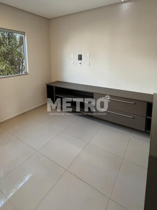 Imagem Casa com 3 Quartos à Venda, 260 m² em Cidade Universitária - Petrolina Imagem Casa com 3 Quartos à Venda, 260 m² em Cidade Universitária - Petrolina