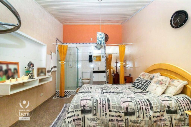 Imagem Sobrado com 4 Quartos à Venda, 398 m² em Bacacheri - Curitiba