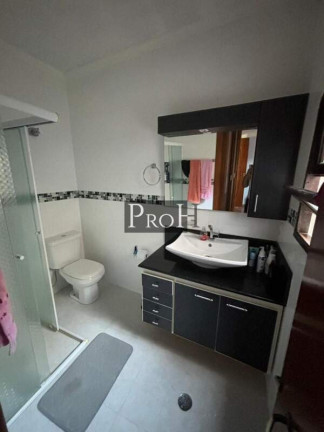 Imagem Sobrado com 3 Quartos à Venda, 248 m² em Condomínio Maracanã - Santo André