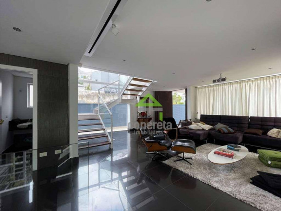 Imagem Casa de Condomínio com 4 Quartos à Venda, 319 m² em Golf Gardens - Carapicuíba Imagem Casa de Condomínio com 4 Quartos à Venda, 319 m² em Golf Gardens - Carapicuíba