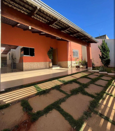 Casa com 3 Quartos à Venda, 160 m² em Parque Brasília 2ª Etapa - Anápolis