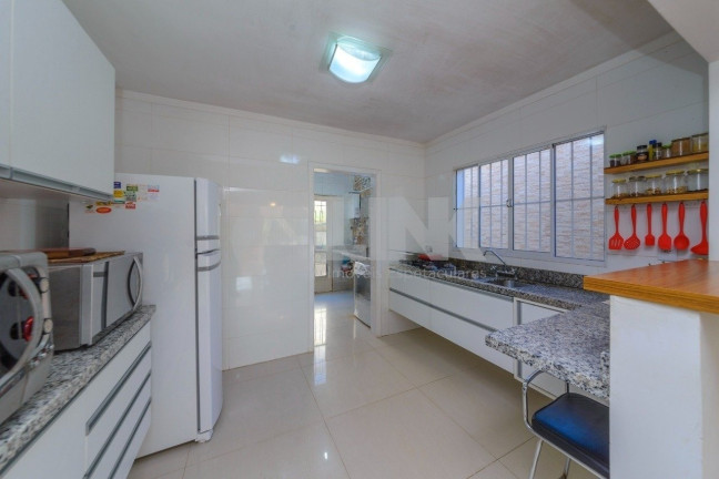 Imagem Casa com 3 Quartos à Venda, 147 m² em Chácara Das Pedras - Porto Alegre Imagem Casa com 3 Quartos à Venda, 147 m² em Chácara Das Pedras - Porto Alegre