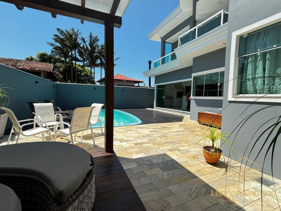 Imagem Casa com 5 Quartos à Venda, 433 m² em Centro - Balneário Barra Do Sul Imagem Casa com 5 Quartos à Venda, 433 m² em Centro - Balneário Barra Do Sul