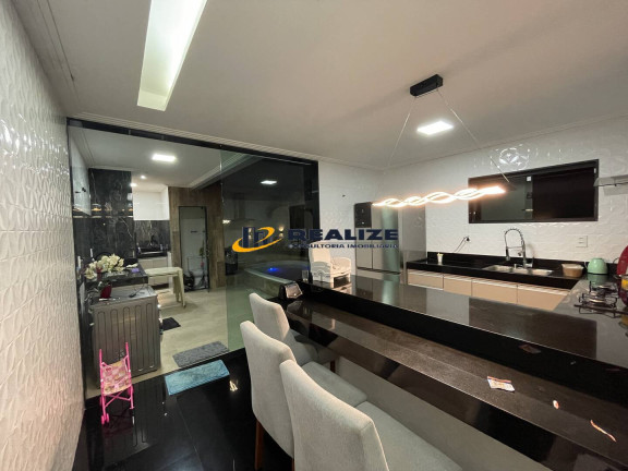 Imagem Casa com 3 Quartos à Venda, 210 m² em Parque Tropical - Campos Dos Goytacazes Imagem Casa com 3 Quartos à Venda, 210 m² em Parque Tropical - Campos Dos Goytacazes
