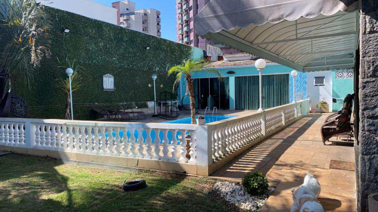 Imagem Casa com 3 Quartos à Venda, 400 m² em Canto Do Forte - Praia Grande Imagem Casa com 3 Quartos à Venda, 400 m² em Canto Do Forte - Praia Grande