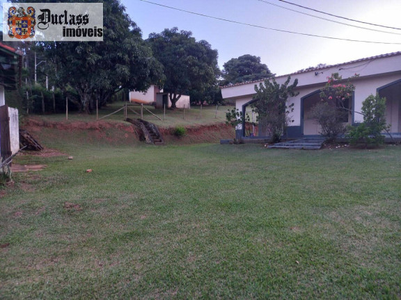 Imagem Chácara com 2 Quartos à Venda, 6.000 m² em Extrema