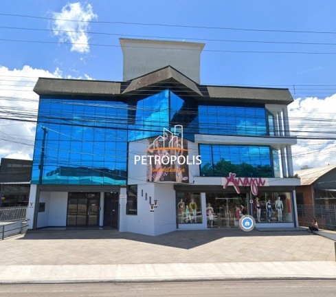 Imóvel Comercial para Alugar, 2.200 m² em Sagrada Família - Caxias Do Sul