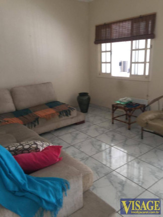 Imagem Casa com 2 Quartos à Venda,  em Centro - Jacareí