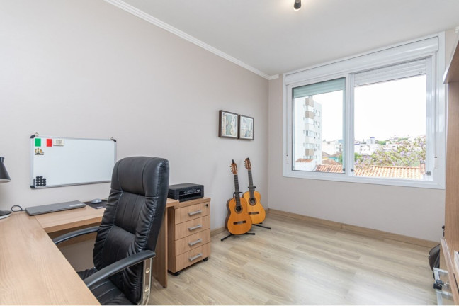 Imagem Apartamento com 2 Quartos à Venda, 85 m² em Menino Deus - Porto Alegre