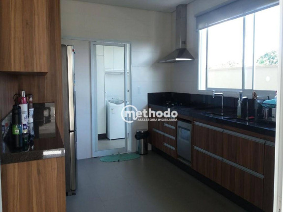 Imagem Casa com 3 Quartos à Venda, 233 m² em Parque Dos Ipes - Holambra