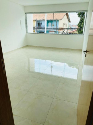 Imagem Casa com 3 Quartos à Venda, 200 m² em Vila Salete - São Paulo