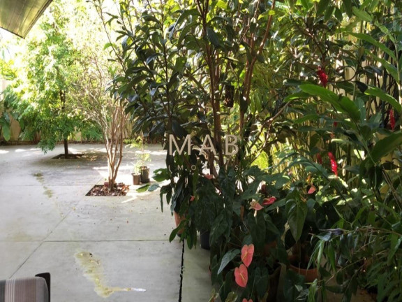 Imagem Imóvel com 3 Quartos à Venda, 900 m² em Jurerê Internacional - Florianópolis