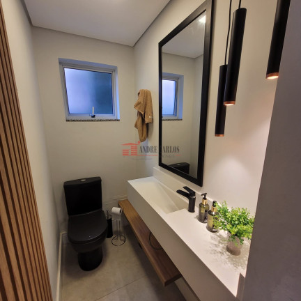 Imagem Sobrado com 3 Quartos à Venda, 180 m² em Adalgisa - Osasco Imagem Sobrado com 3 Quartos à Venda, 180 m² em Adalgisa - Osasco