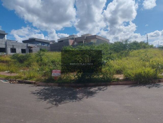 Imagem Terreno à Venda, 420 m² em Nova Cerejeira - Atibaia Imagem Terreno à Venda, 420 m² em Nova Cerejeira - Atibaia
