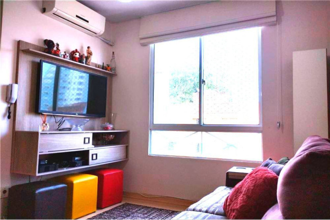 Imagem Imóvel com 3 Quartos à Venda,  em Mário Quintana - Porto Alegre
