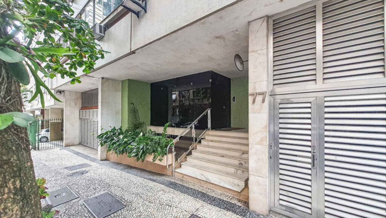 Imagem Imóvel com 3 Quartos à Venda, 91 m² em Copacabana - Rio De Janeiro Imagem Imóvel com 3 Quartos à Venda, 91 m² em Copacabana - Rio De Janeiro