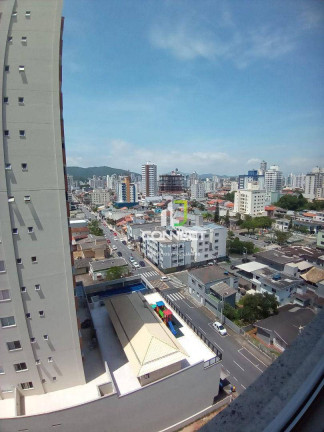 Imagem Apartamento com 2 Quartos à Venda, 70 m² em Centro - Itajaí