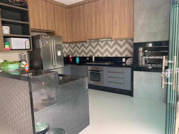 Casa com 3 Quartos à Venda, 130 m² em Jardim Imperial - Cuiabá