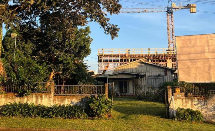 Casa à Venda, 800 m² em Região Do Lago - Cascavel