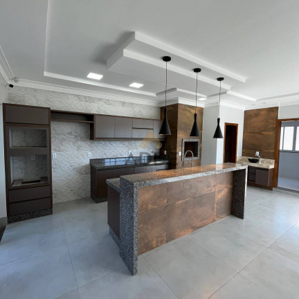 Imagem Casa com 3 Quartos à Venda, 288 m² em Santa Clara - Sorriso
