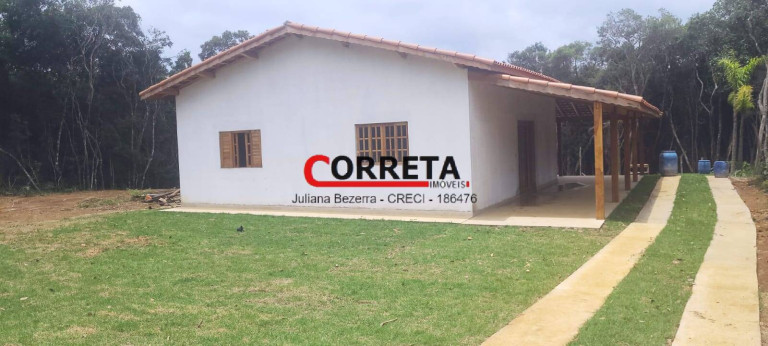 Imagem Casa com 2 Quartos à Venda, 117 m² em Ibiúna