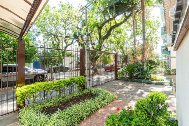 Imagem Apartamento com 3 Quartos à Venda, 97 m² em Menino Deus - Porto Alegre Imagem Apartamento com 3 Quartos à Venda, 97 m² em Menino Deus - Porto Alegre