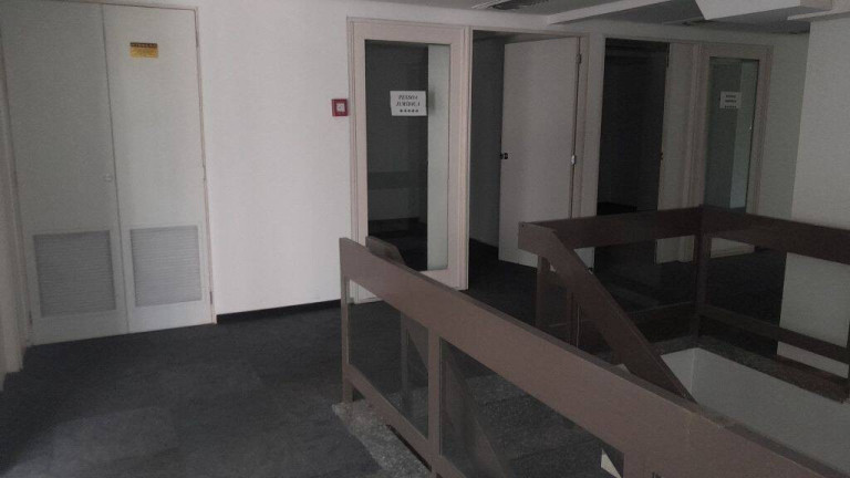 Imagem Sala Comercial à Venda, em Moinhos De Vento - Porto Alegre Imagem Sala Comercial à Venda, em Moinhos De Vento - Porto Alegre
