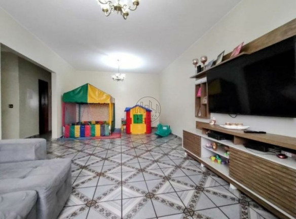 Imagem Casa com 4 Quartos à Venda, 210 m² em Taguatinga Norte (taguatinga) - Brasília