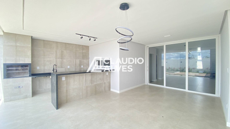 Imagem Casa de Condomínio com 4 Quartos à Venda, 229 m² em Sim - Feira De Santana Imagem Casa de Condomínio com 4 Quartos à Venda, 229 m² em Sim - Feira De Santana
