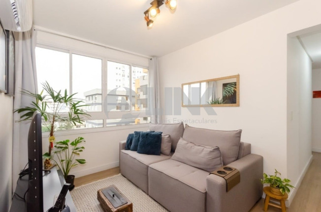 Imagem Apartamento com 3 Quartos à Venda, 65 m² em Petrópolis - Porto Alegre